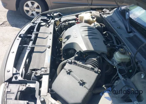 2002 Buick Lesabre Limited z USA, uszkodzony, nr VIN 1G4HR54K92U240415